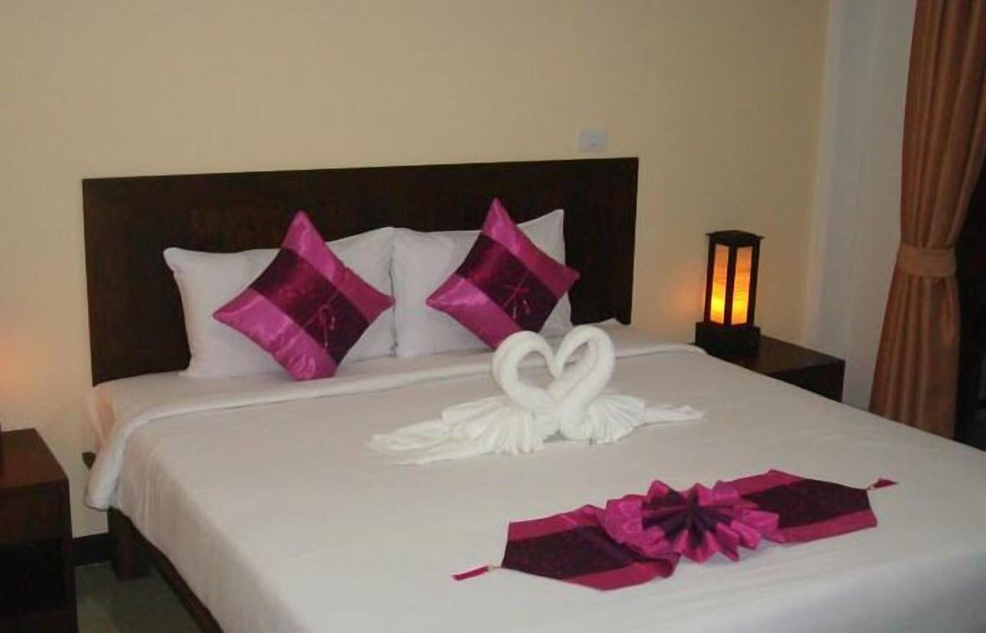מאה נאם ביץ' Ampha Place Hotel מראה חיצוני תמונה