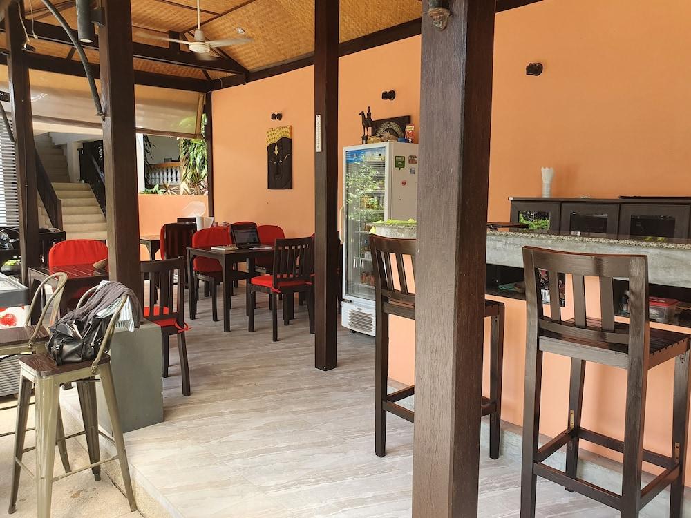 מאה נאם ביץ' Ampha Place Hotel מראה חיצוני תמונה